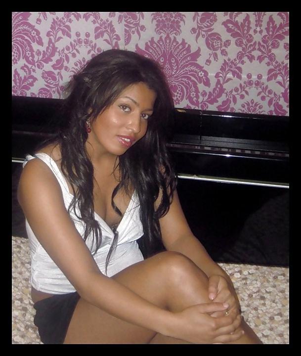 25P Ahlam bonne beurette arab