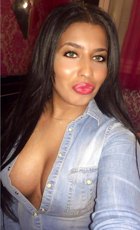 25P Ahlam bonne beurette arab