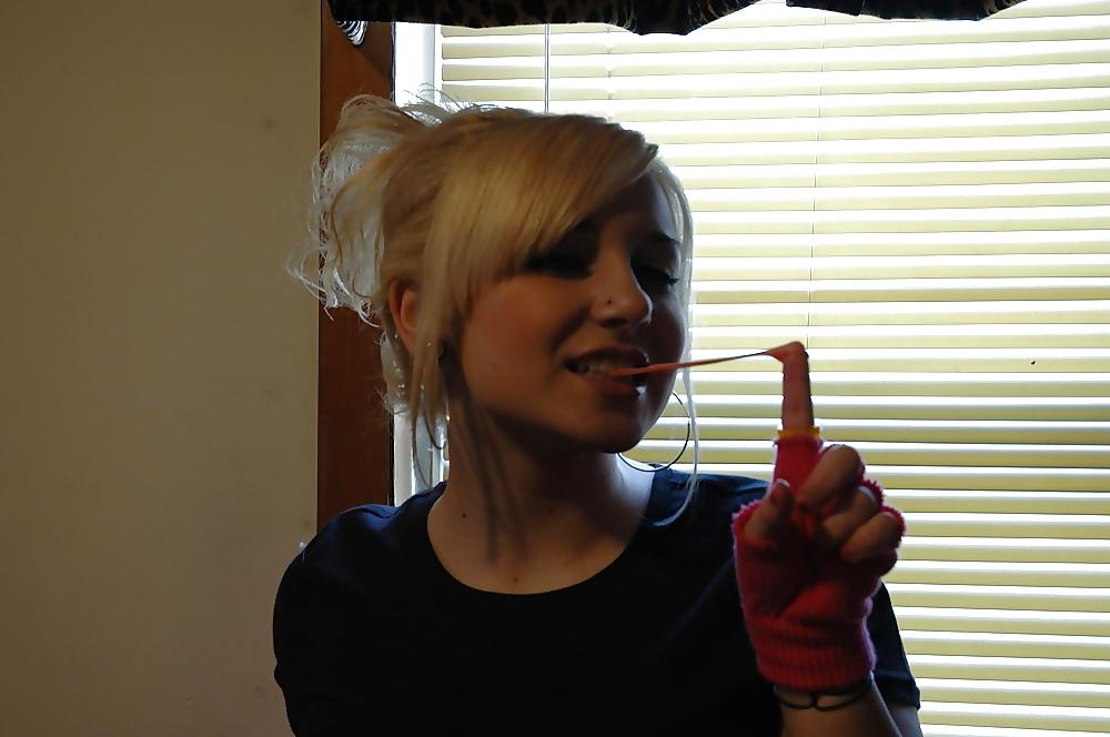 25P Big Boobs Teen 1