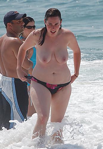 24P Beach Babes