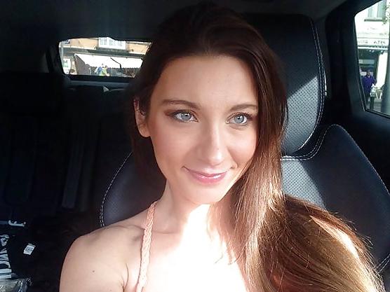 25P Cute slut everyday life in boots & high heels and miniskirts