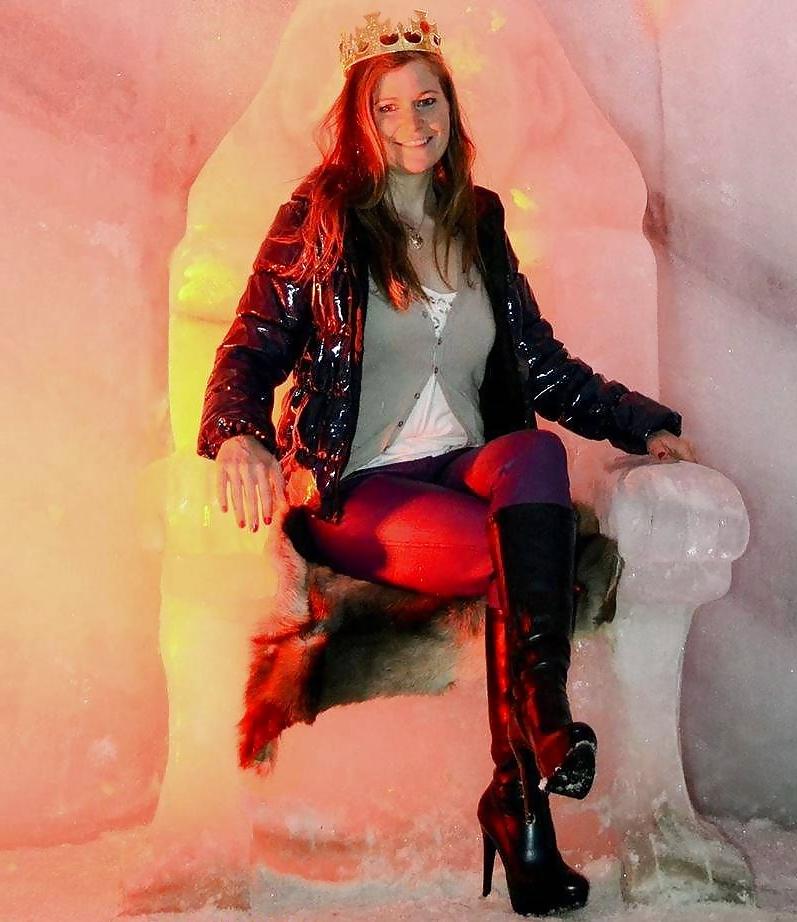 25P Sexy Women in Boots #13
