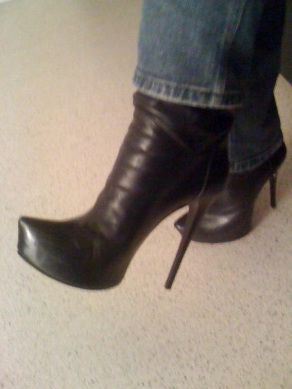 25P Sexy Women in Boots #13
