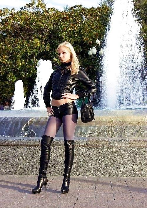 25P Sexy Women in Boots #13