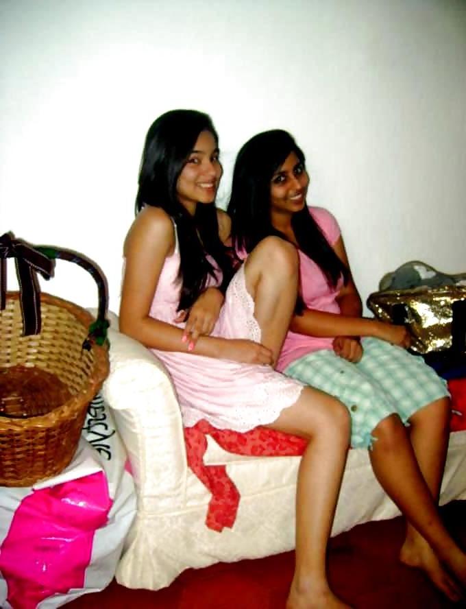 25P Indian Sexy Babes