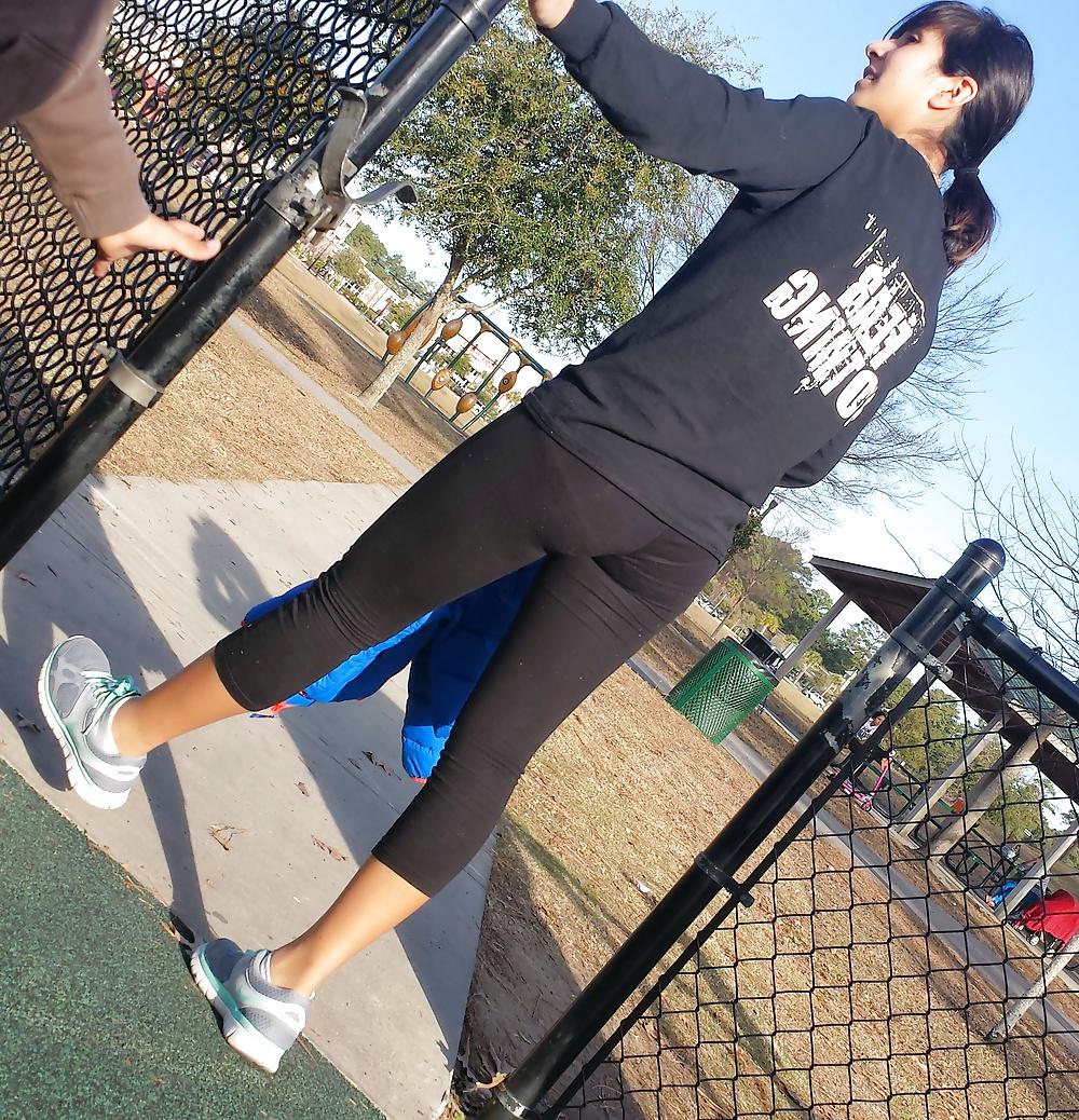 14P Spandex, leggings and yoga pants