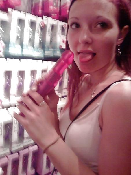 25P Girls just wanna have fun (with their toys!) 2