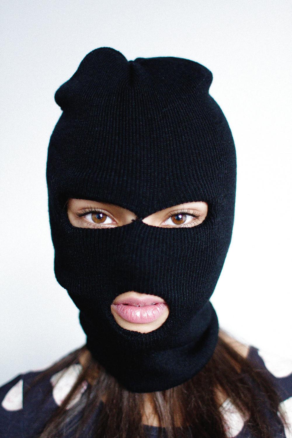 19P Mask