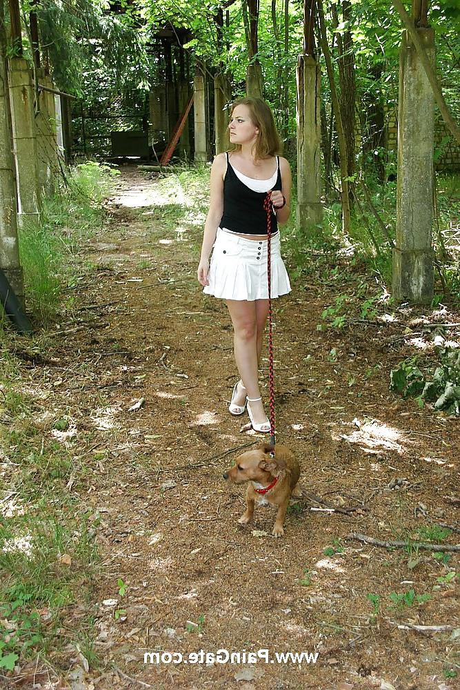 25P Babes in pain-a stroll in the forest.