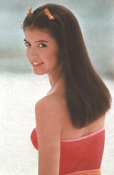25P Phoebe Cates - Photoshoot Mix