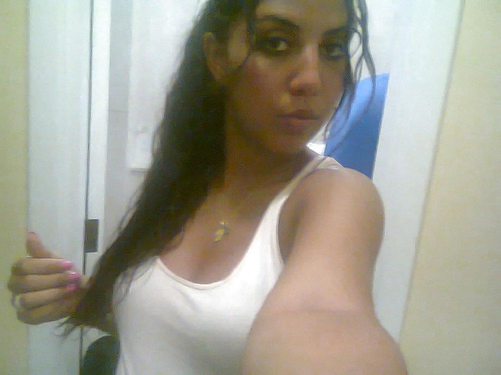 11P Arab beurette