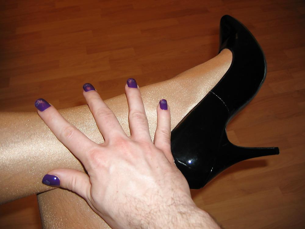 10P DWT Masturbating in nude pantyhose