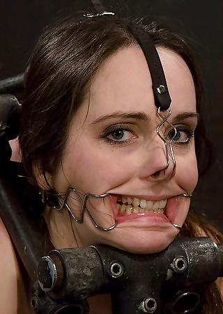 25P Facial Bondage 