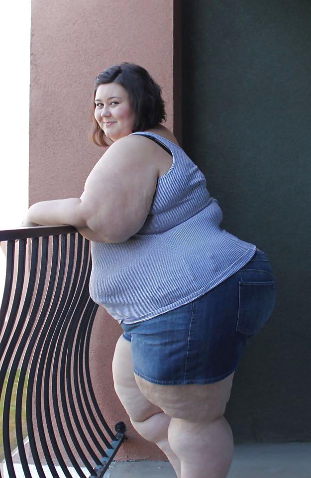 24P Big Beautiful Women Vol. I