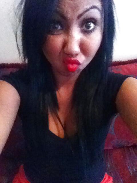 7P Yousra beurette trop bonne