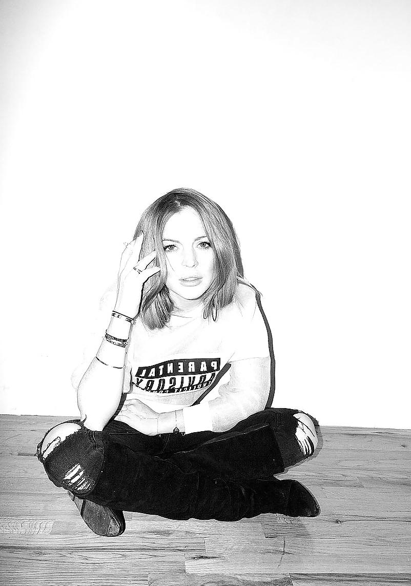 18P Lindsay Lohan ... New Terry Richardon Photoshoot