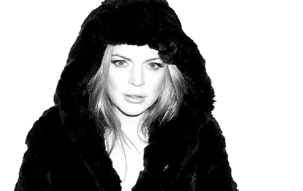 18P Lindsay Lohan ... New Terry Richardon Photoshoot
