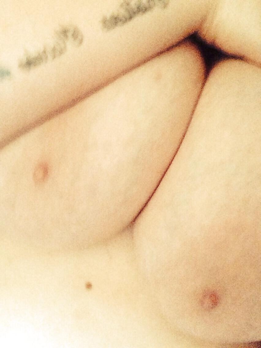 25P Phone pics and selfies 