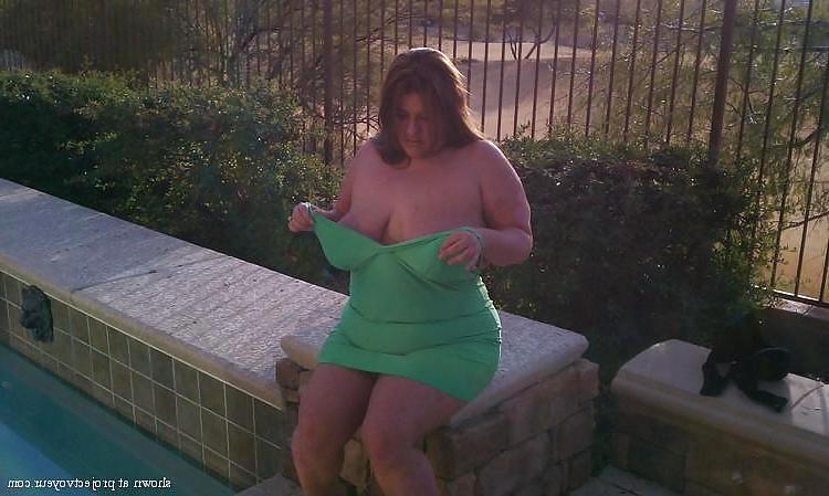 14P Wife smoking outside 