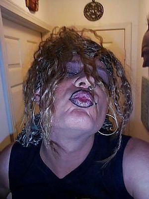 8P Sissy Maid Sindi