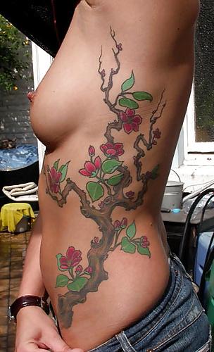 25P I love Tattooed Babes