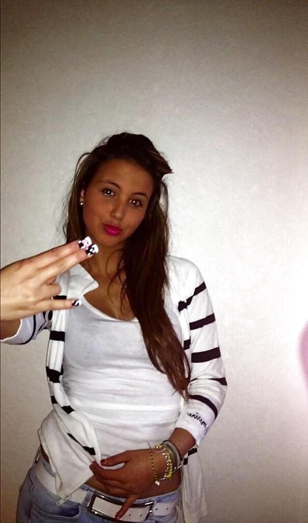 8P Best Beurette 22