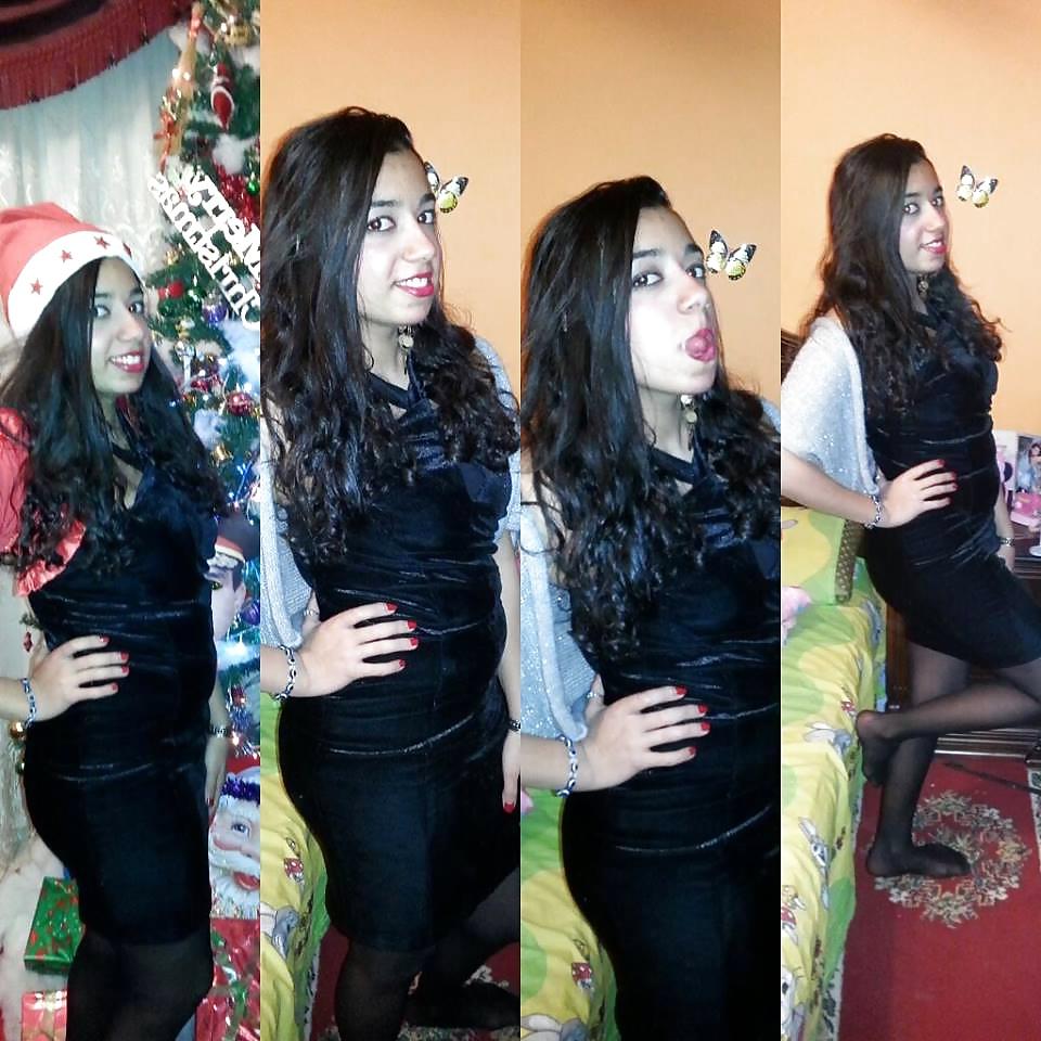25P Arab Egyptian Chicks Girls of Alexandria 