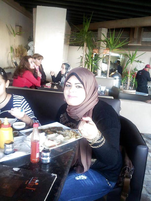25P Arab Egyptian Chicks Girls of Alexandria 