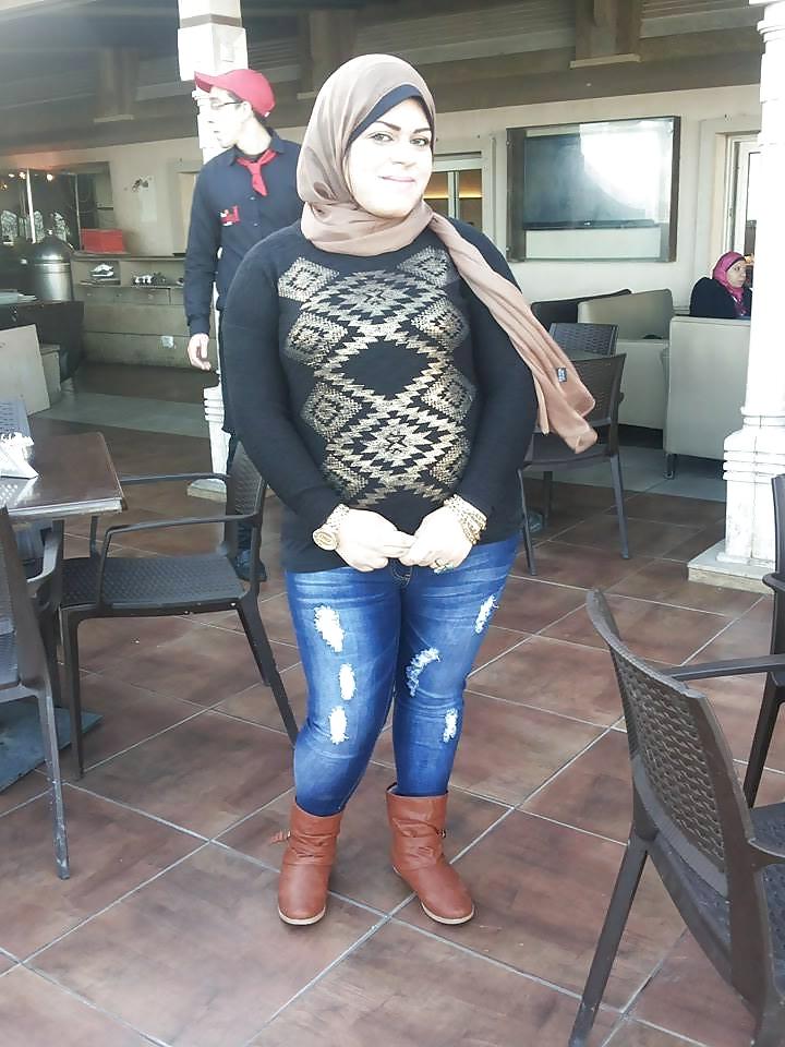 25P Arab Egyptian Chicks Girls of Alexandria 