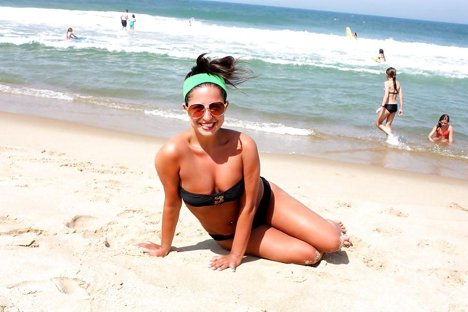 25P Facebook teen babes 6 young bikini
