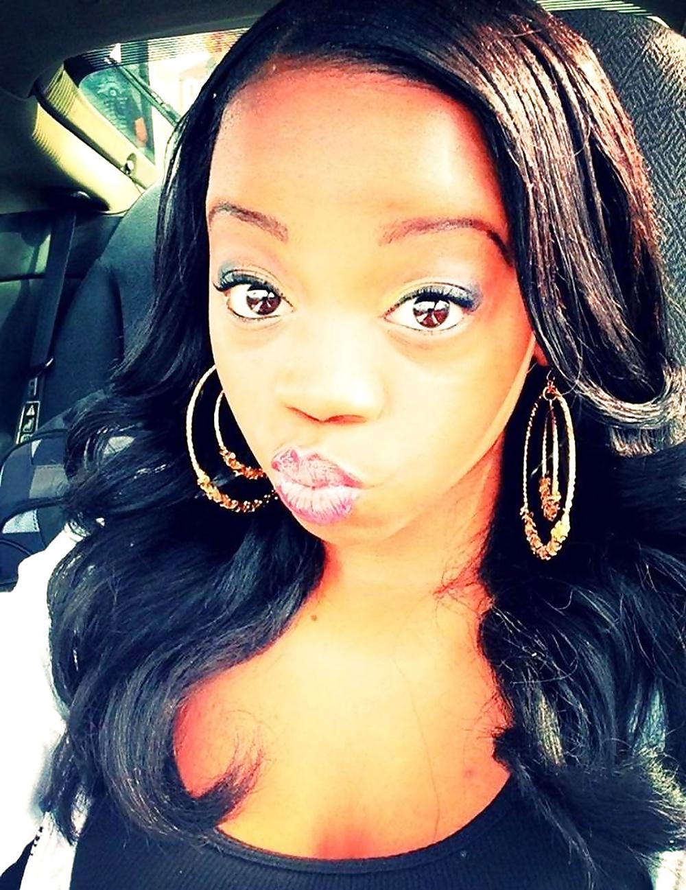 22P An american girl called Alaya J.