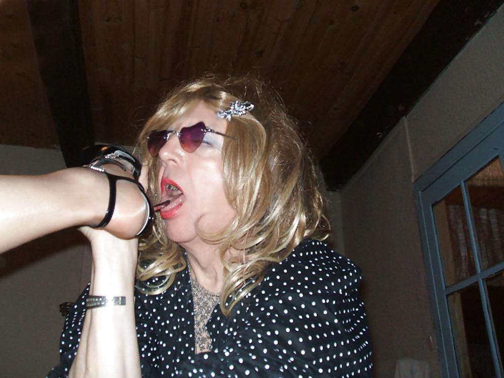12P Hi-Heel crazy whore