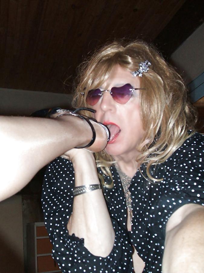 12P Hi-Heel crazy whore