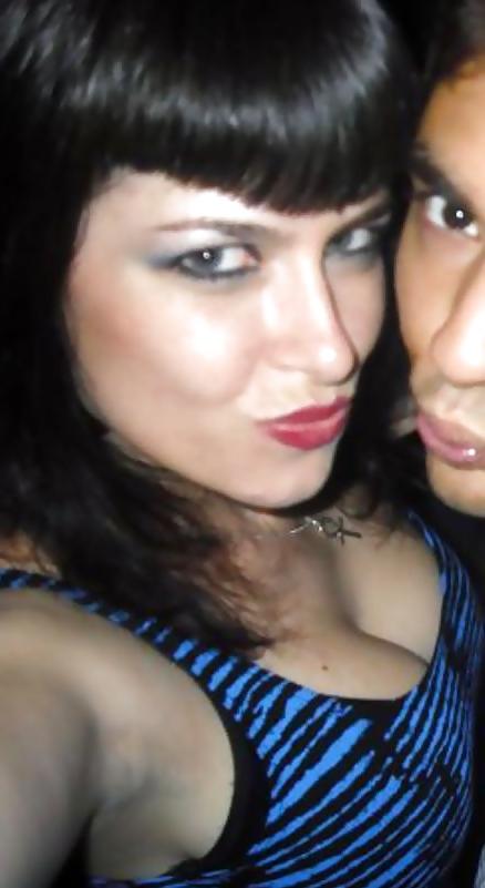 21P SPANISH BOOBS: YO TE QUIERO INFINITO