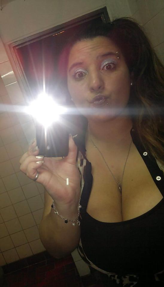 25P Argentine Girl With Huge Boobs
