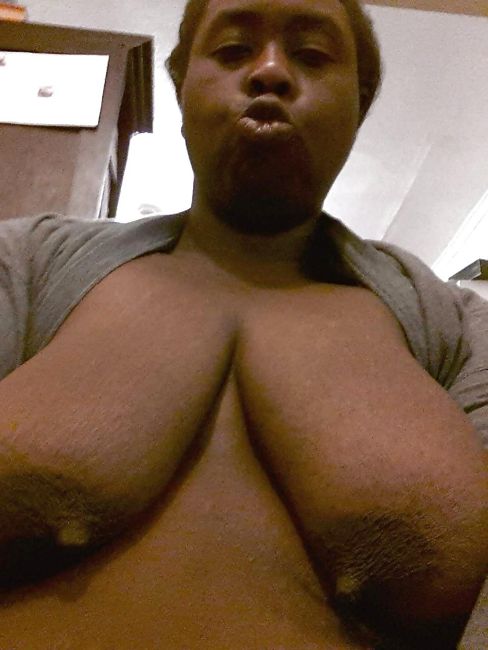 24P Ebony Saggies