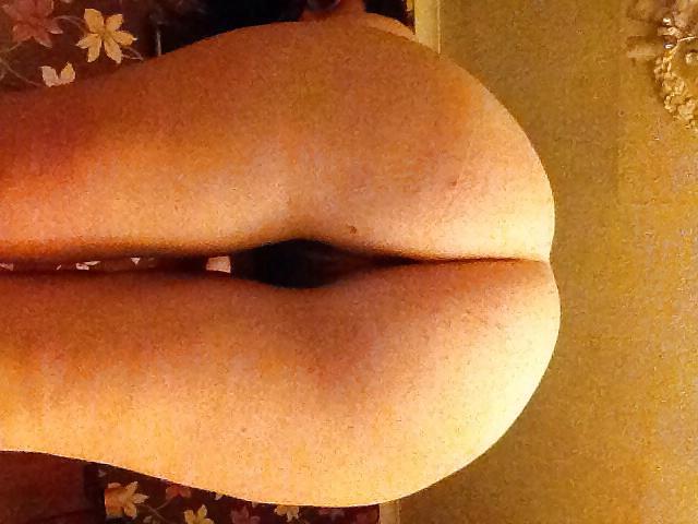 6P Big boobs in sexy undies and some ass !