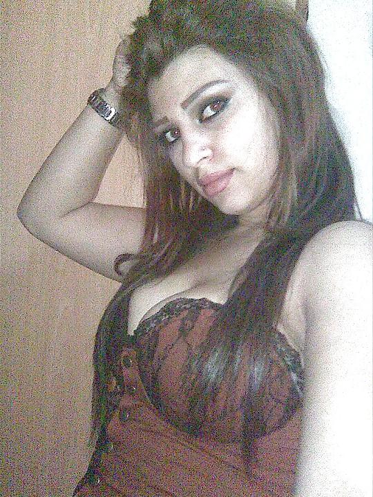 24P Nude UK Paki Arab Indian sluts HOT