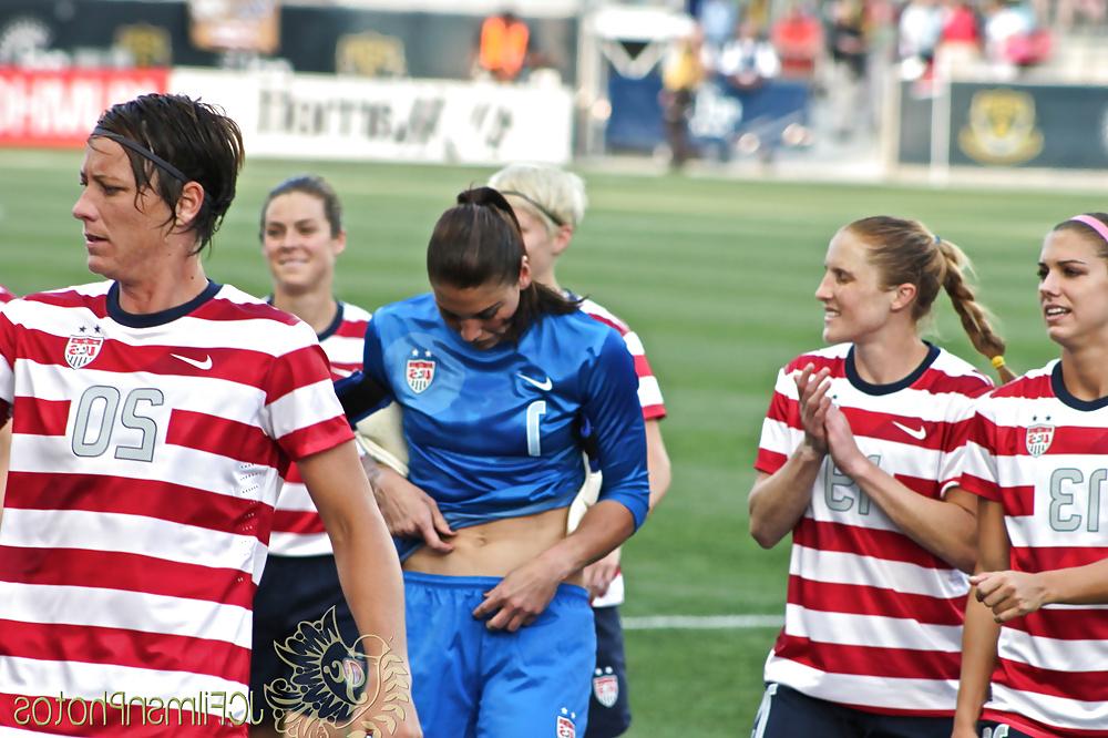 25P Hope Solo