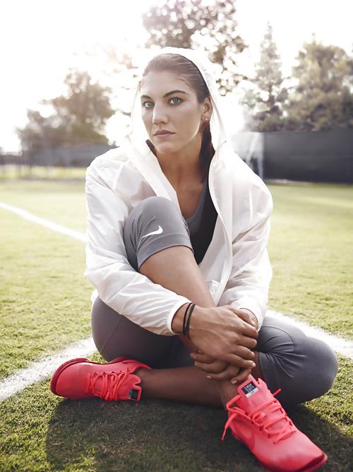 25P Hope Solo