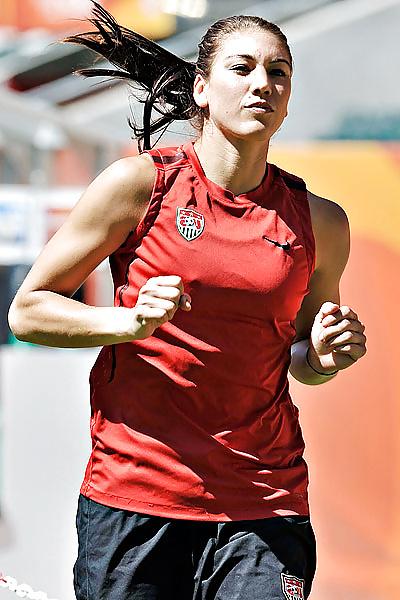 25P Hope Solo
