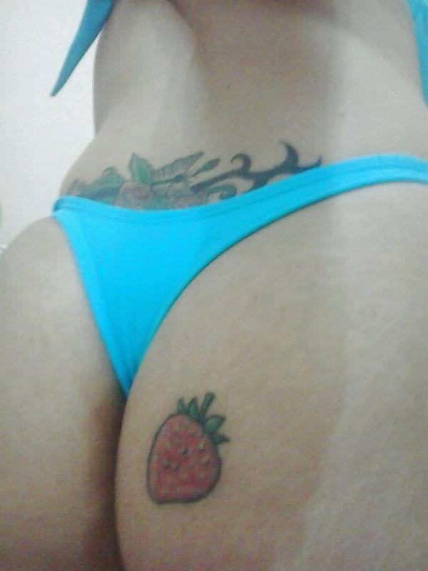 22P Perdeu o celular com a xoxota de fora