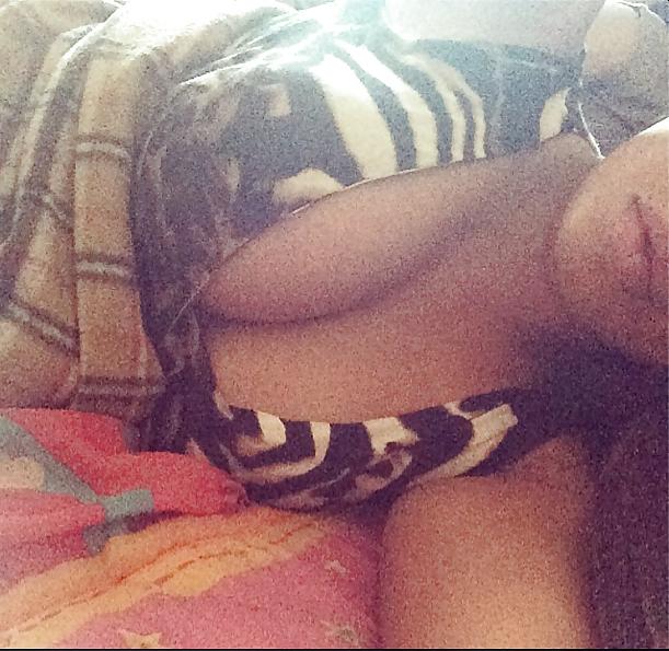 17P Ahlamoukhita beurette