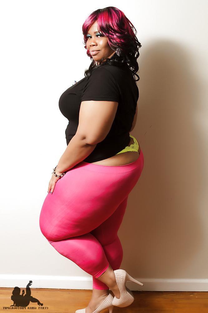 25P Amazing BBWs & SSBBWs: #1 Mz Super Thyck aka Mz Supa Thyck