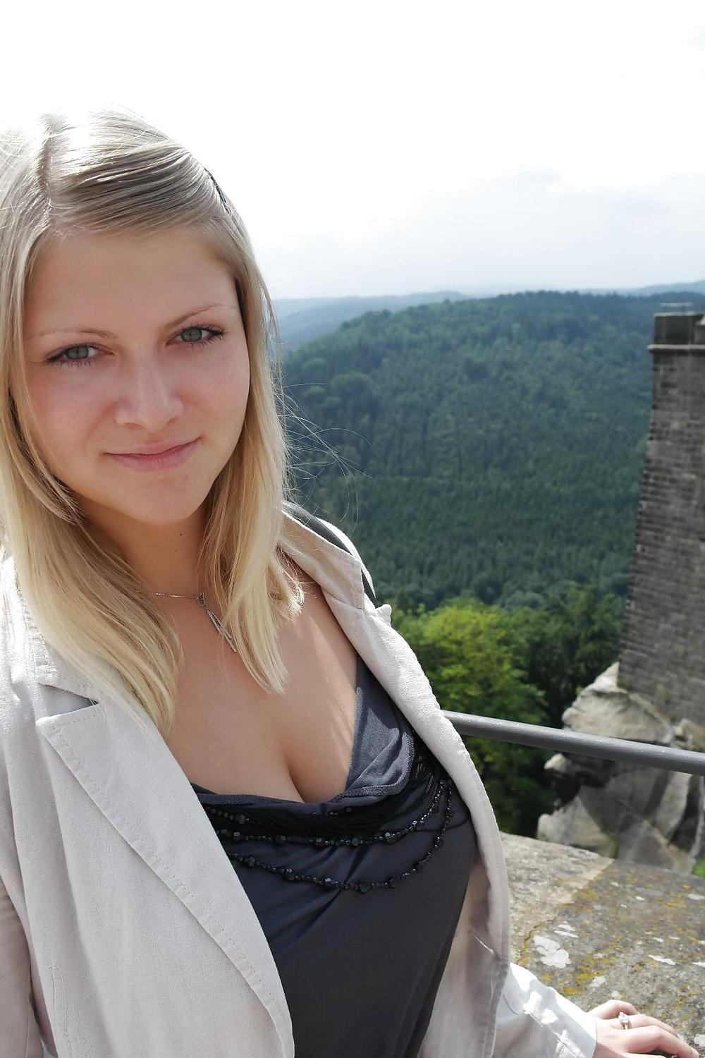 25P Busty CZECH Teen  Andrea shows her big tits
