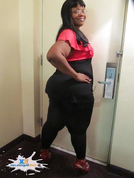 25P Amazing BBWs & SSBBWs: #7 Ms Jackson