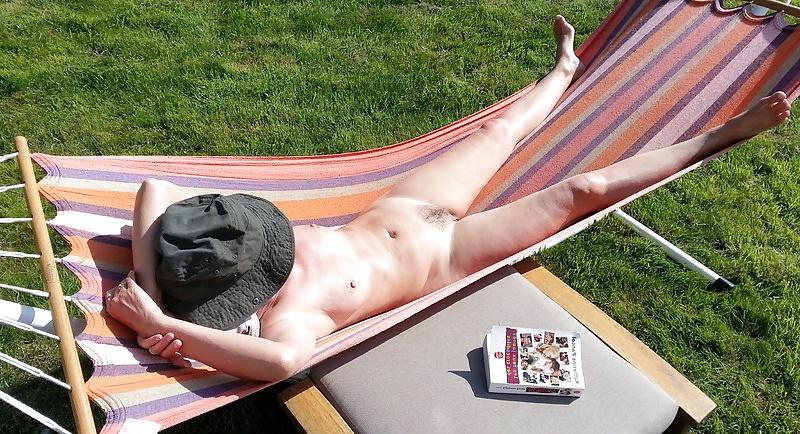 6P Sunbathing in the garden