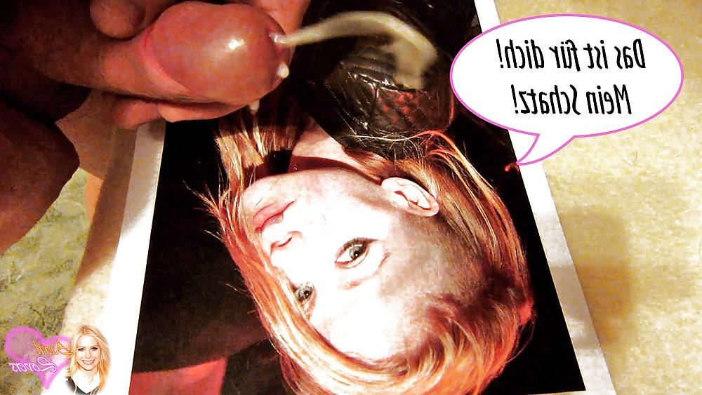 21P A lot of sperm on Avril's face