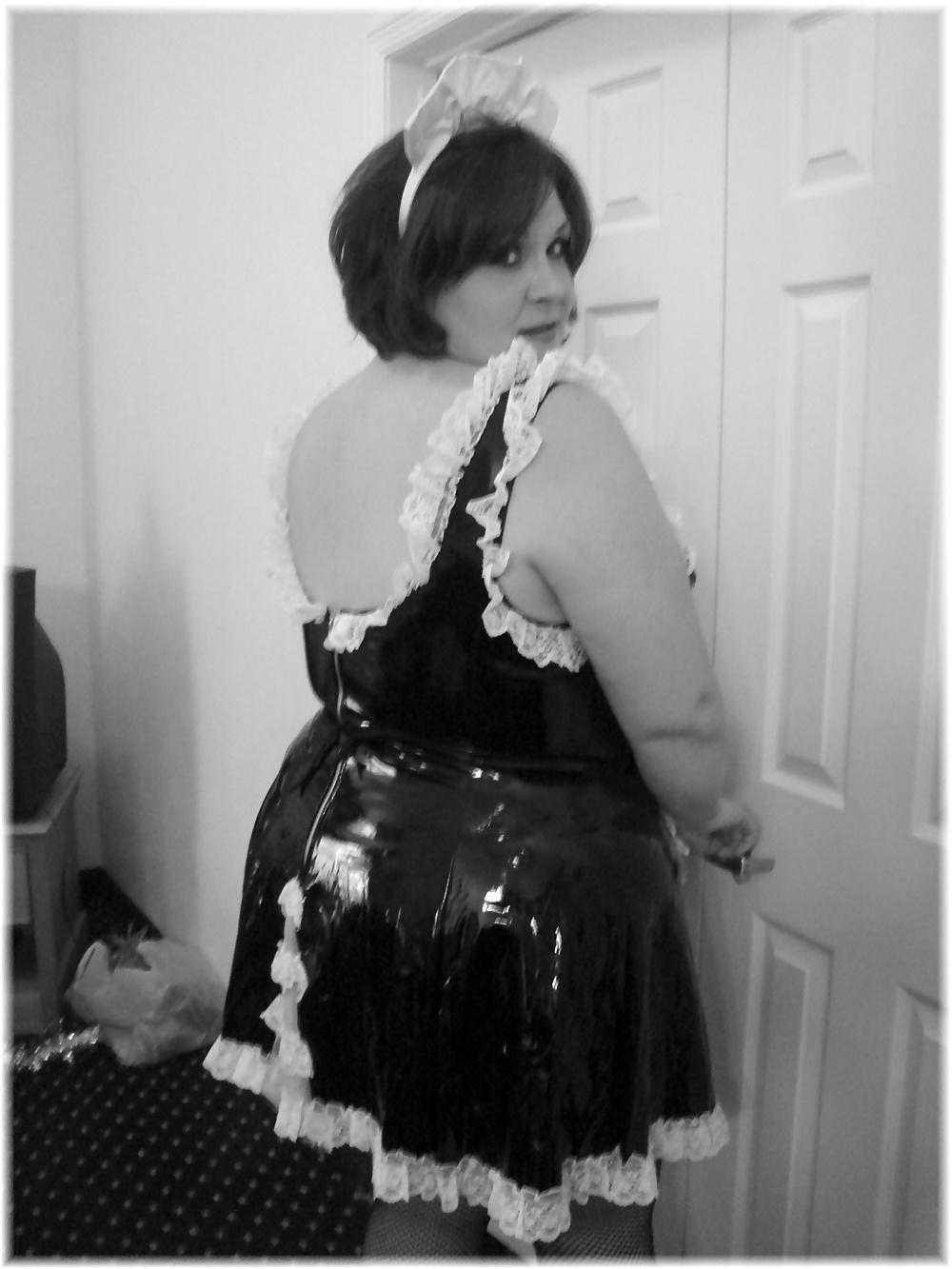 25P THE NAUGHTY MAID