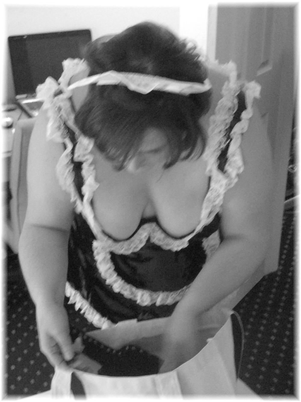 25P THE NAUGHTY MAID